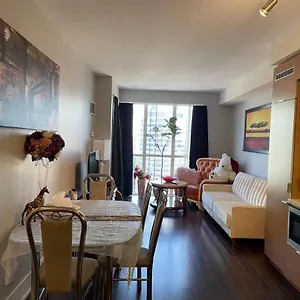Luxury With Cn Tower View Apartment Toronto