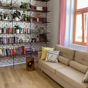Simona's Old Town / Free Parking Apartment Ljubljana